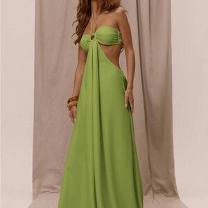 Elegant Green Halter Maxi Dress